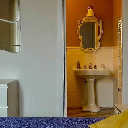 Quarto em Acomodações Particulares Second Floorence Florença